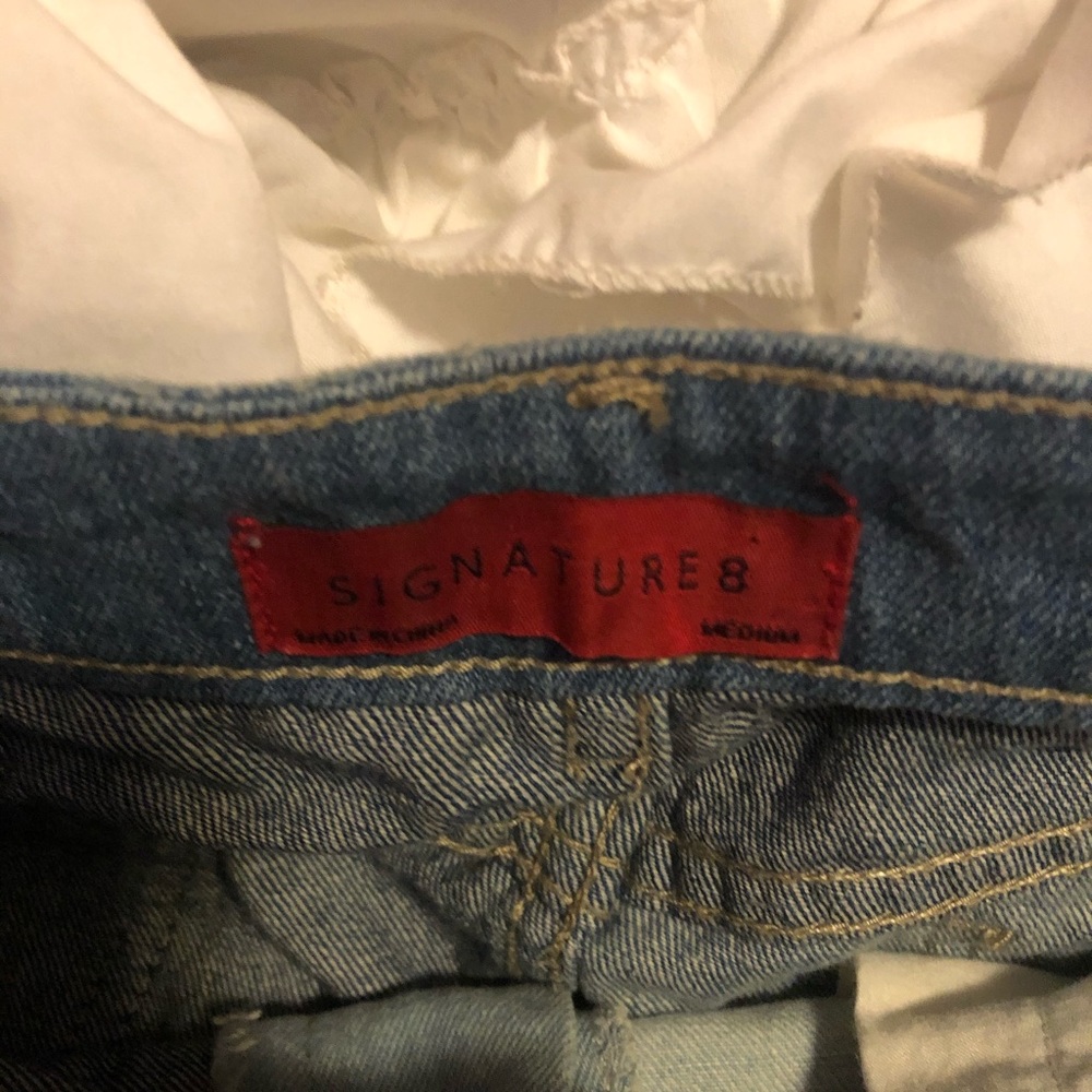 Denim patch skirt - Picture 2 of 3